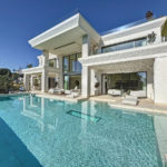 6 bedroom Villas for sale in Sierra Blanca – R4620106