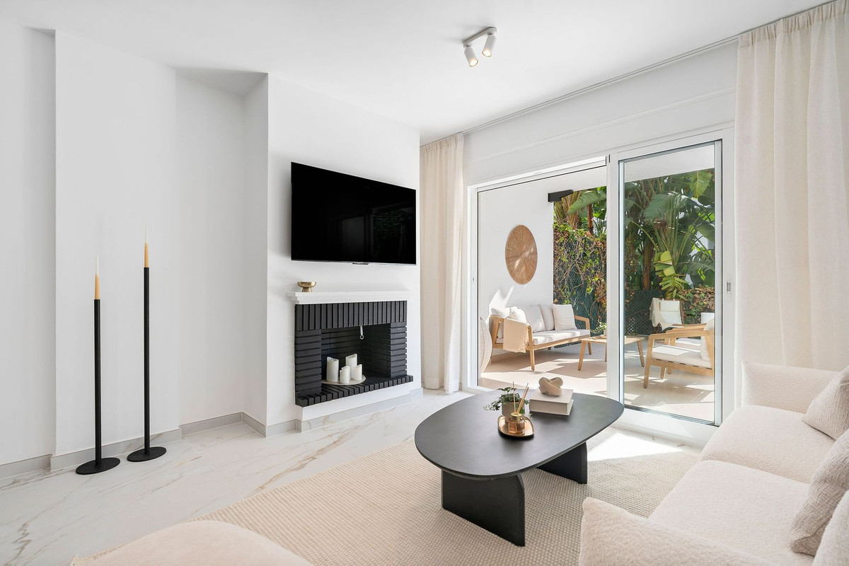 3 bedroom Apartments for sale in Guadalmina Baja – R5125243