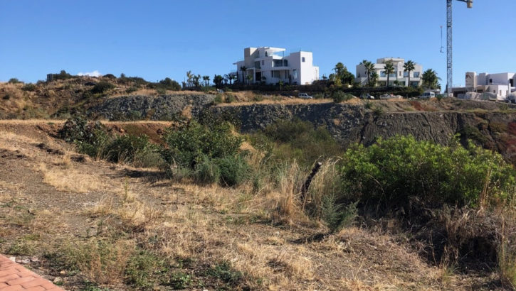 Plots for sale in Selwo – R3550984 in 