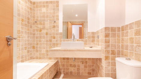 3 bedroom Apartments for sale in Los Flamingos – R5147761