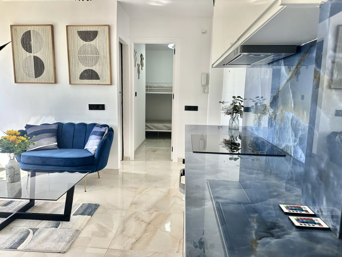 2 bedroom Apartments for sale in Calahonda – R5157487