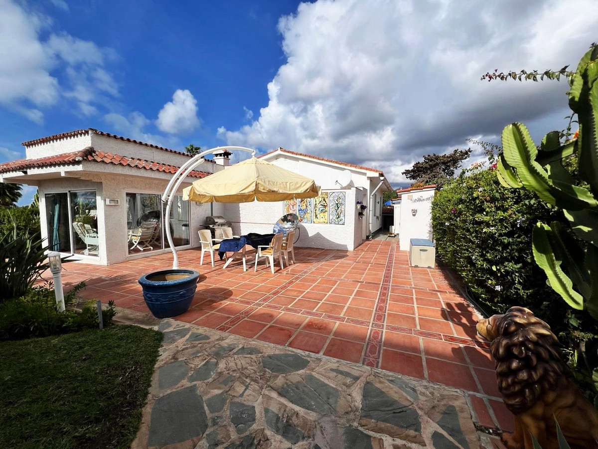 3 bedroom Villas for sale in Costabella – R5169649