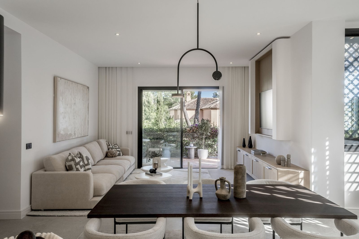 Apartamentos de 3 dormitorios en venta en Milla de Oro – R4792741