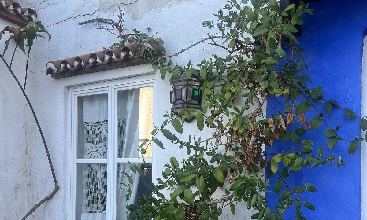 Adosados de 6 dormitorios en venta en Marbella – R5164036