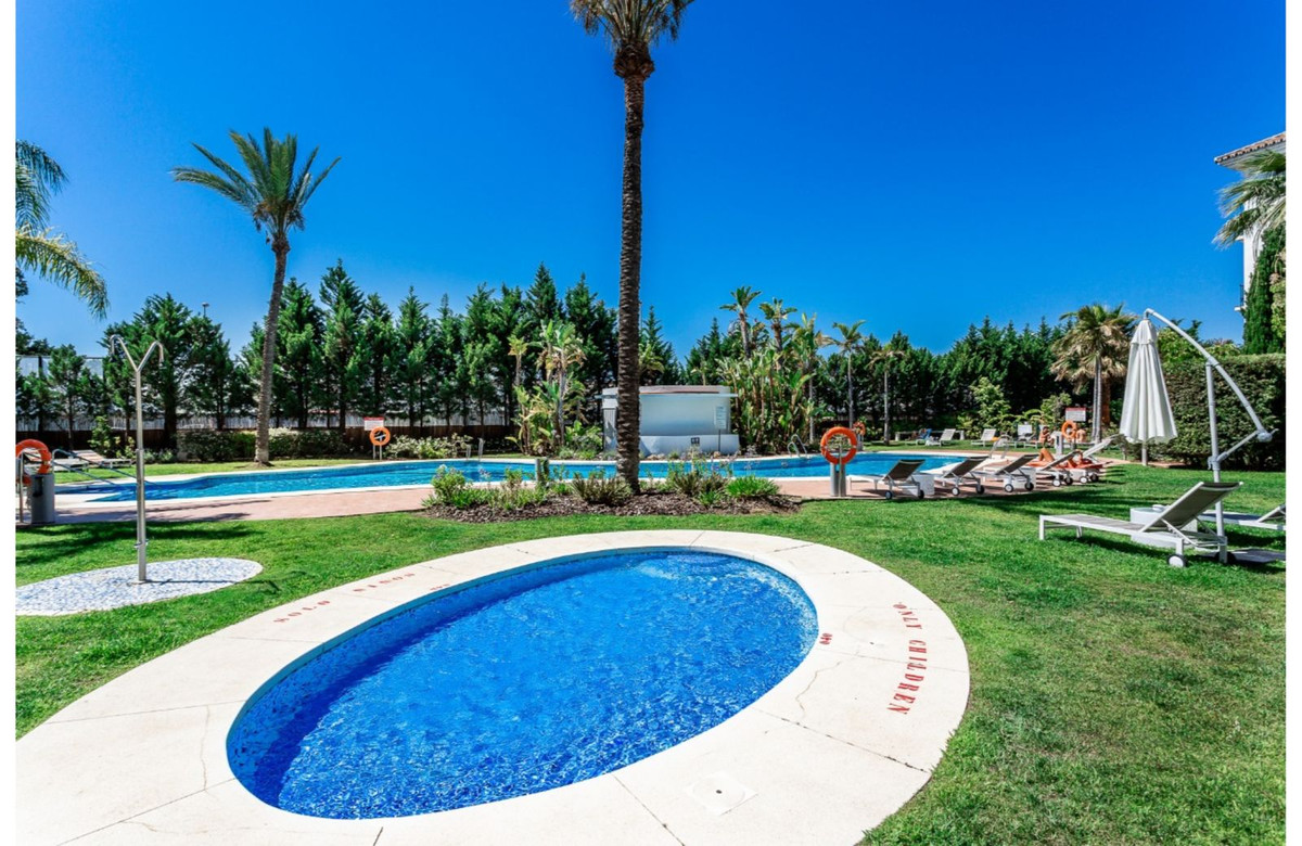 7 bedroom Penthouses for sale in Marbella – R4893559