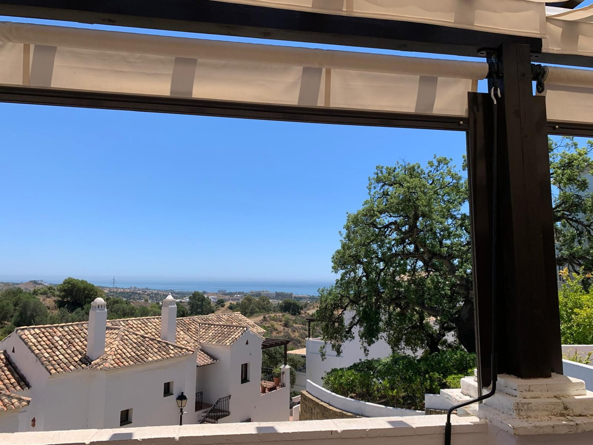 3 bedroom Penthouses for sale in Altos de los Monteros – R5159647