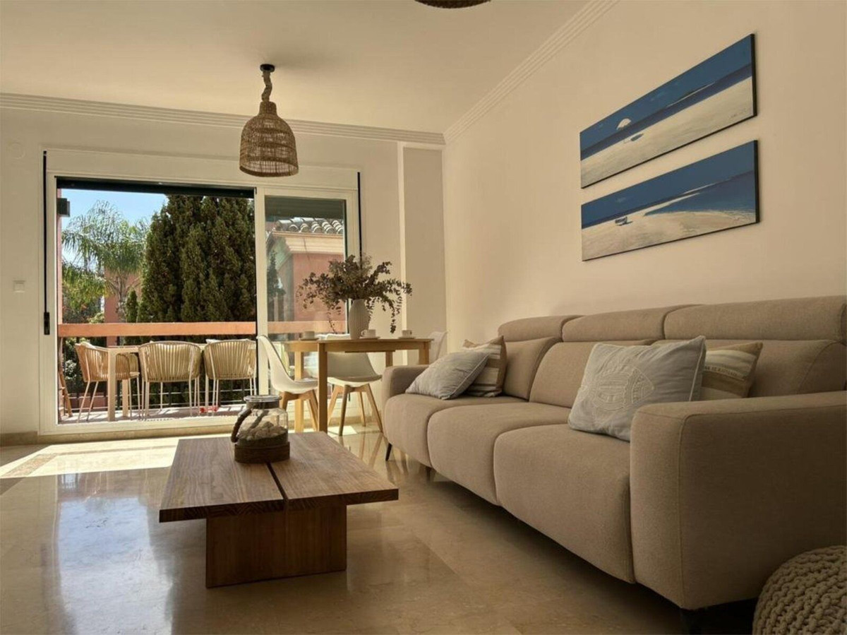 2 bedroom Apartments for sale in Marbesa – R5167288