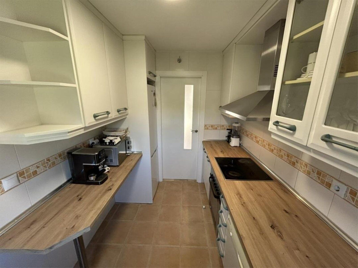 2 bedroom Apartments for sale in Marbesa – R5167288