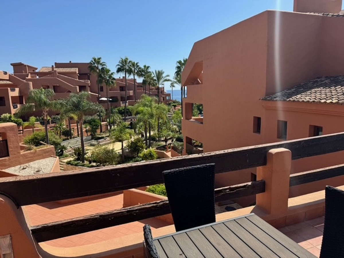 Apartamentos de 2 dormitorios en venta en Nueva Milla de Oro – R5167210