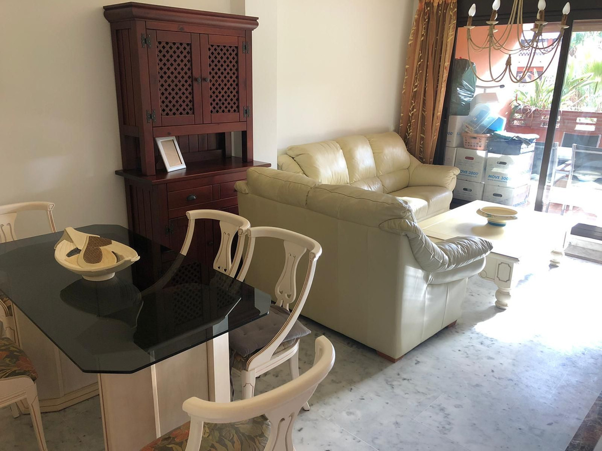 2 bedroom Apartments for sale in Milla de Oro – R5164984