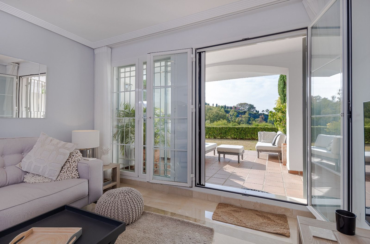 2 bedroom Apartments for sale in Los Arqueros – R5162275
