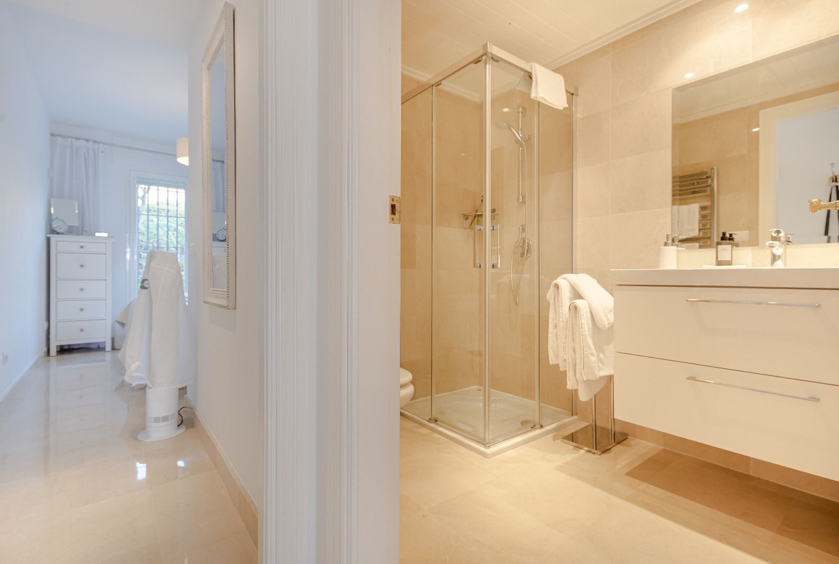 2 bedroom Apartments for sale in Los Arqueros – R5162275