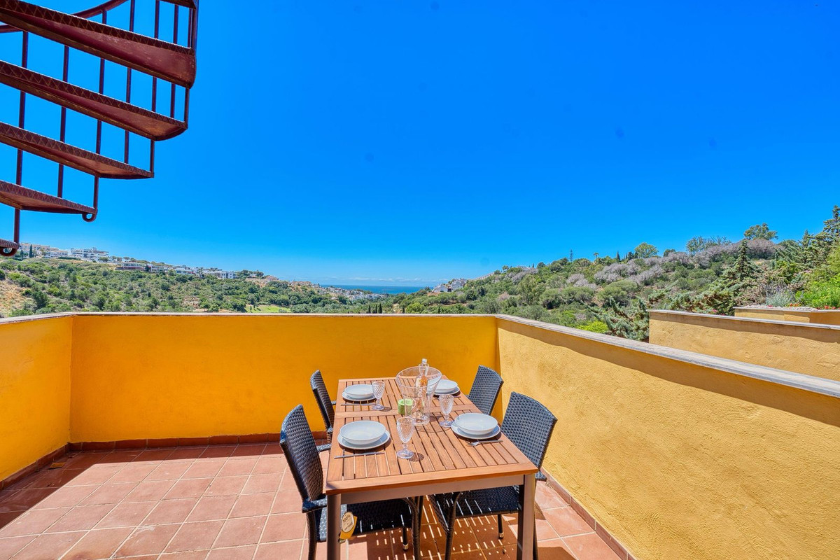 2 bedroom Apartments for sale in Reserva de Marbella – R5161009