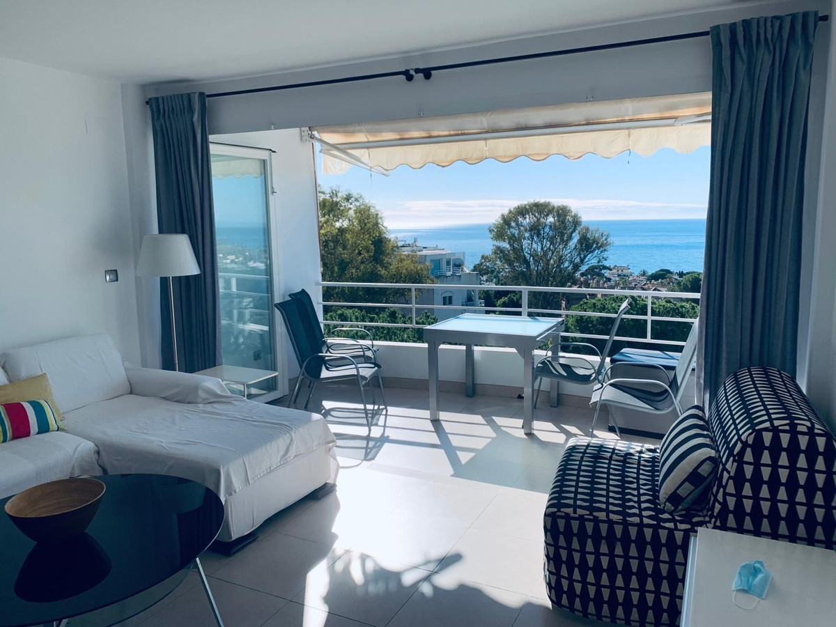 1 bedroom Apartments for sale in Costabella – R5162383