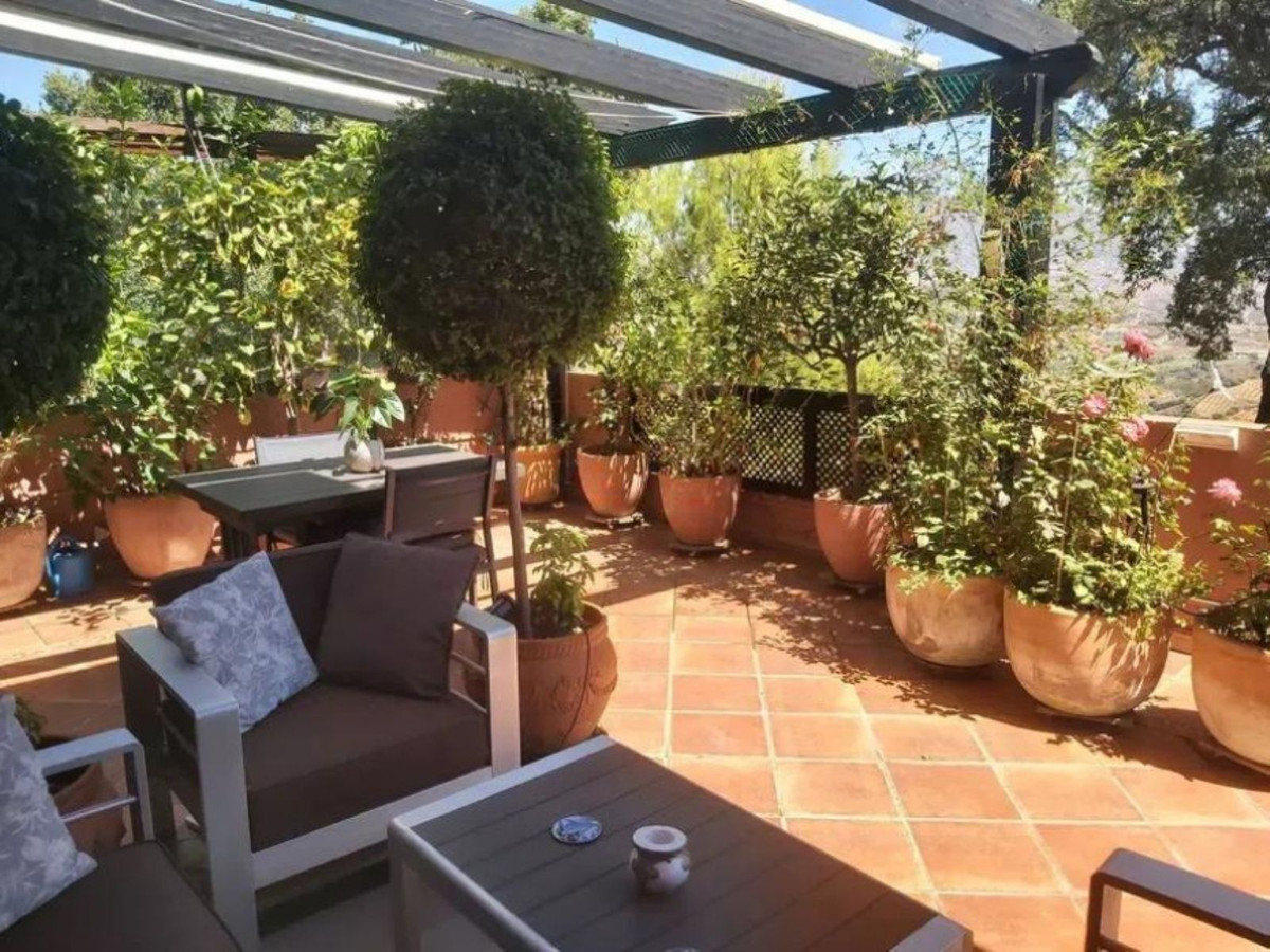 3 bedroom Apartments for sale in Marbella – R5144746