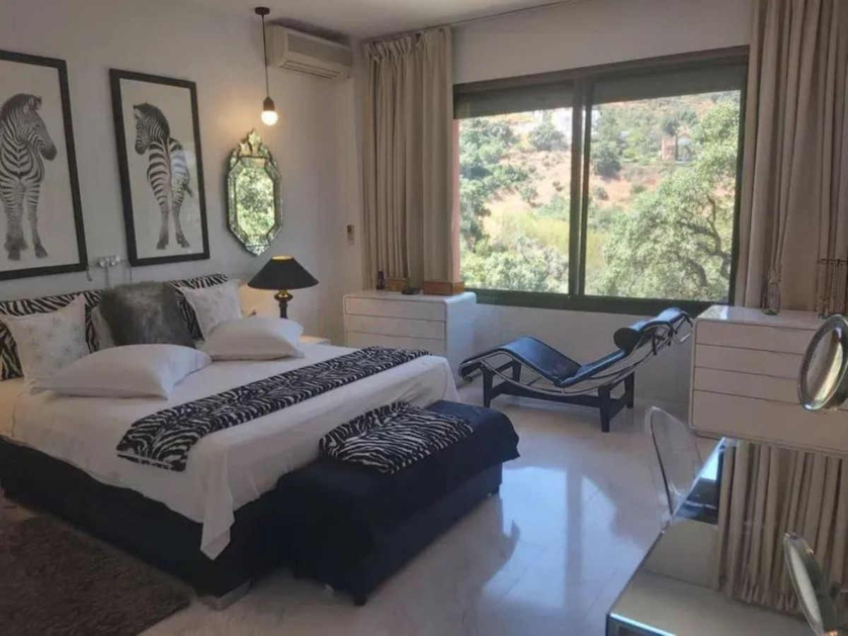 3 bedroom Apartments for sale in Marbella – R5144746