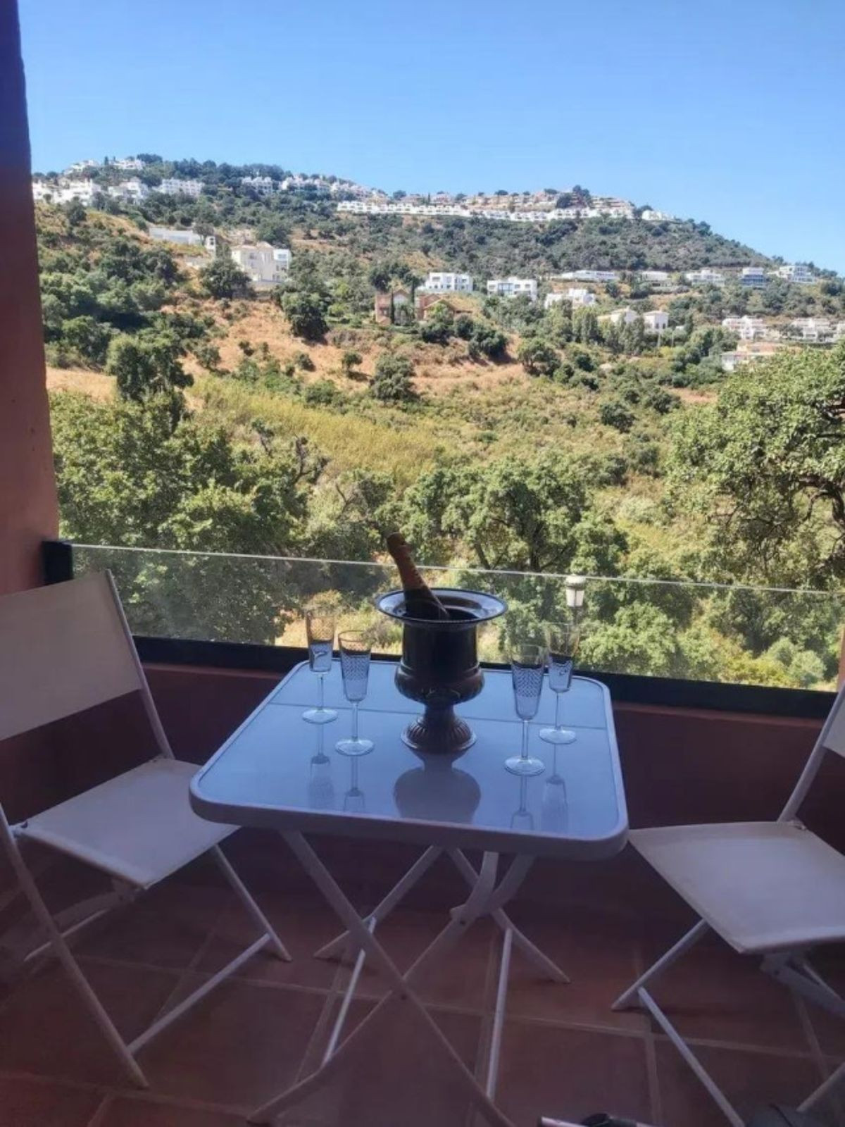 3 bedroom Apartments for sale in Marbella – R5144746