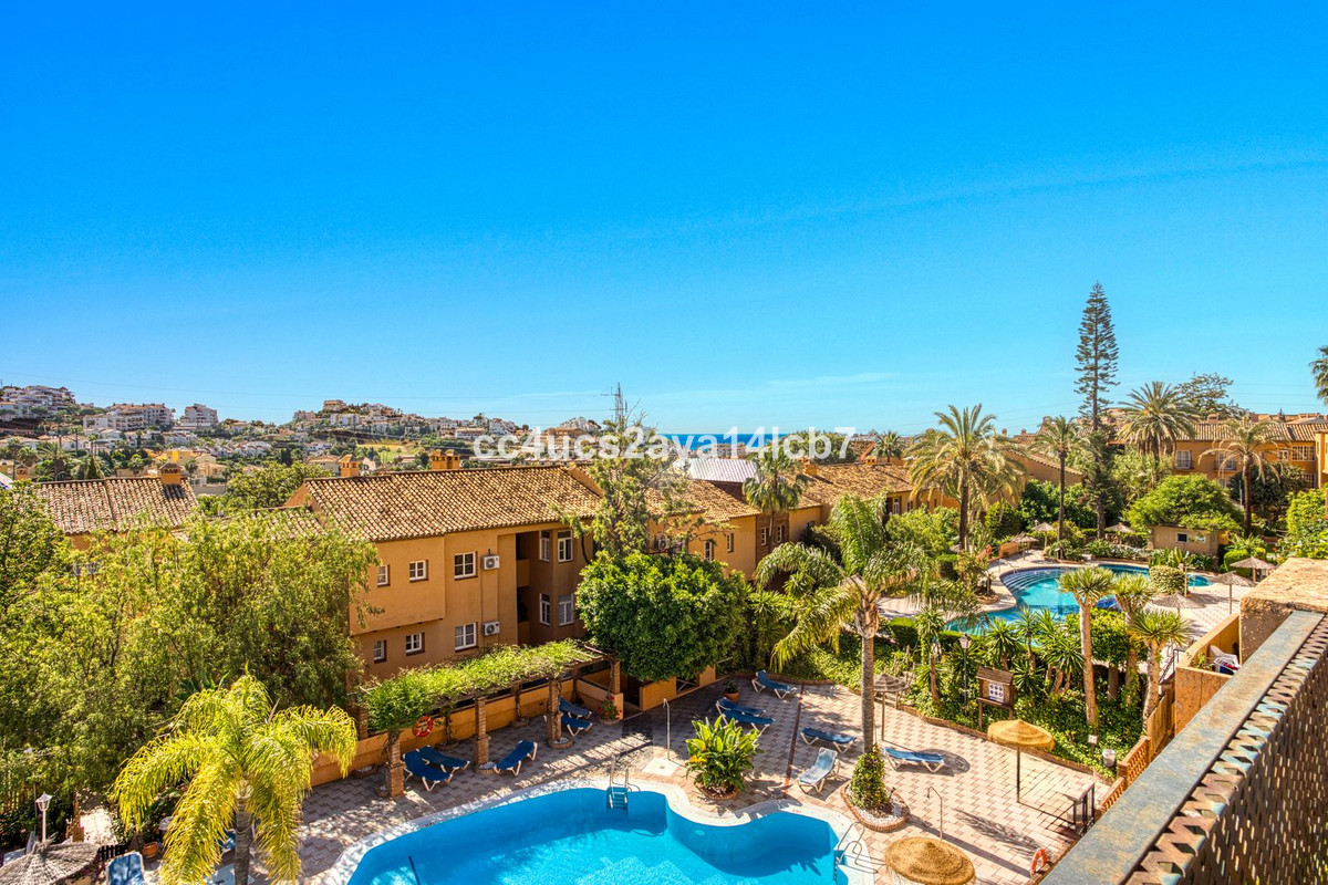 Aticos de 2 dormitorios en venta en Riviera del Sol – R5052229