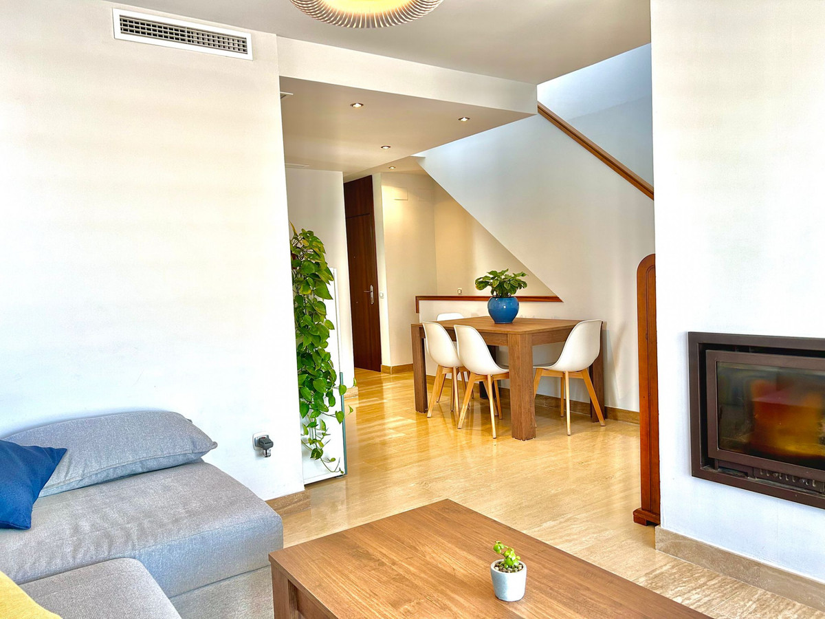 Apartamentos de 3 dormitorios en venta en La Cala de Mijas – R5158933