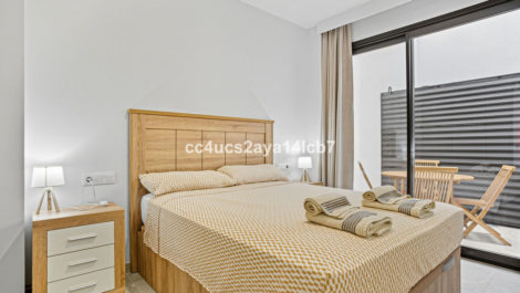 2 bedroom Apartments for sale in La Cala de Mijas – R5156938