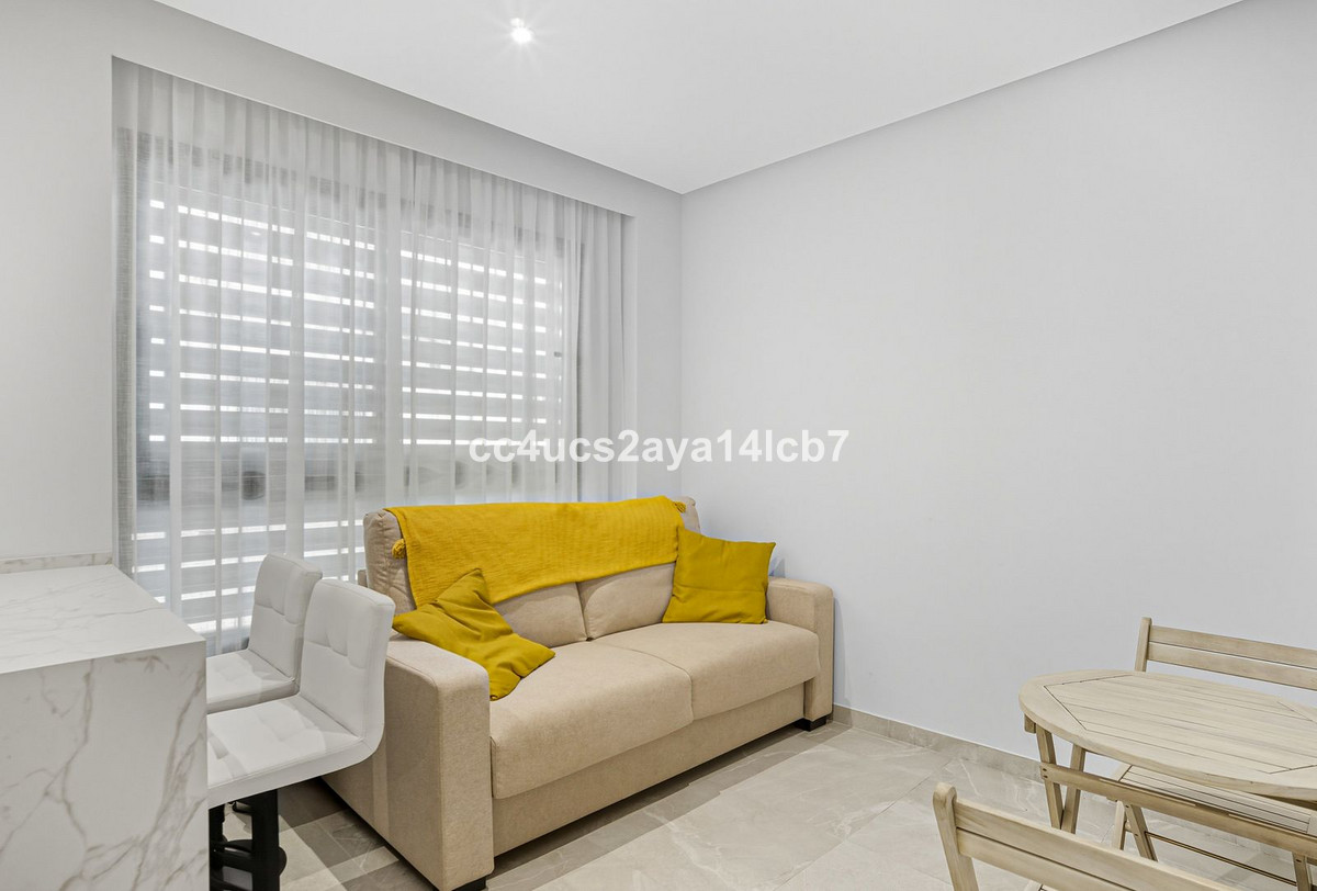 2 bedroom Apartments for sale in La Cala de Mijas – R5156938