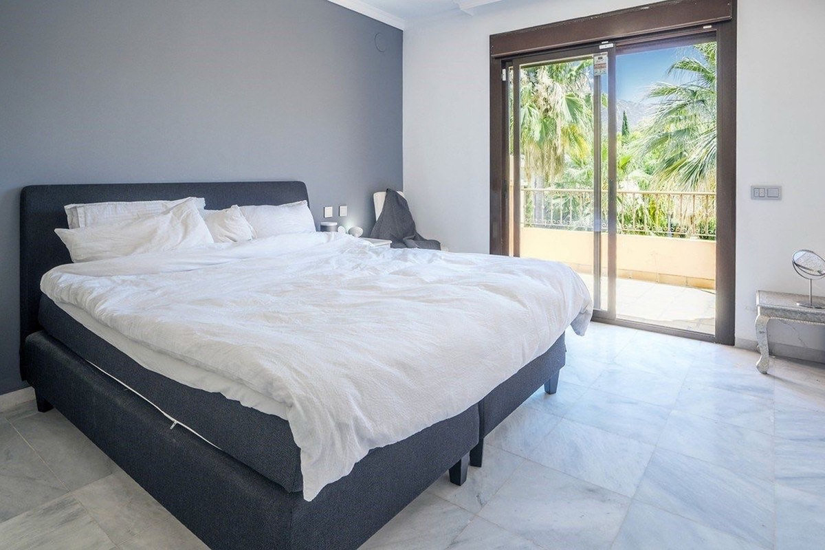 4 bedroom Semi-detached for sale in Milla de Oro – R5162563