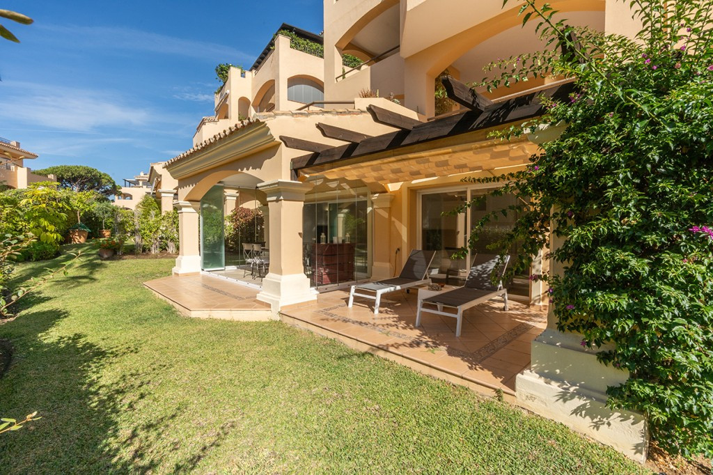 3 bedroom Apartments for sale in Marbella – R4887376