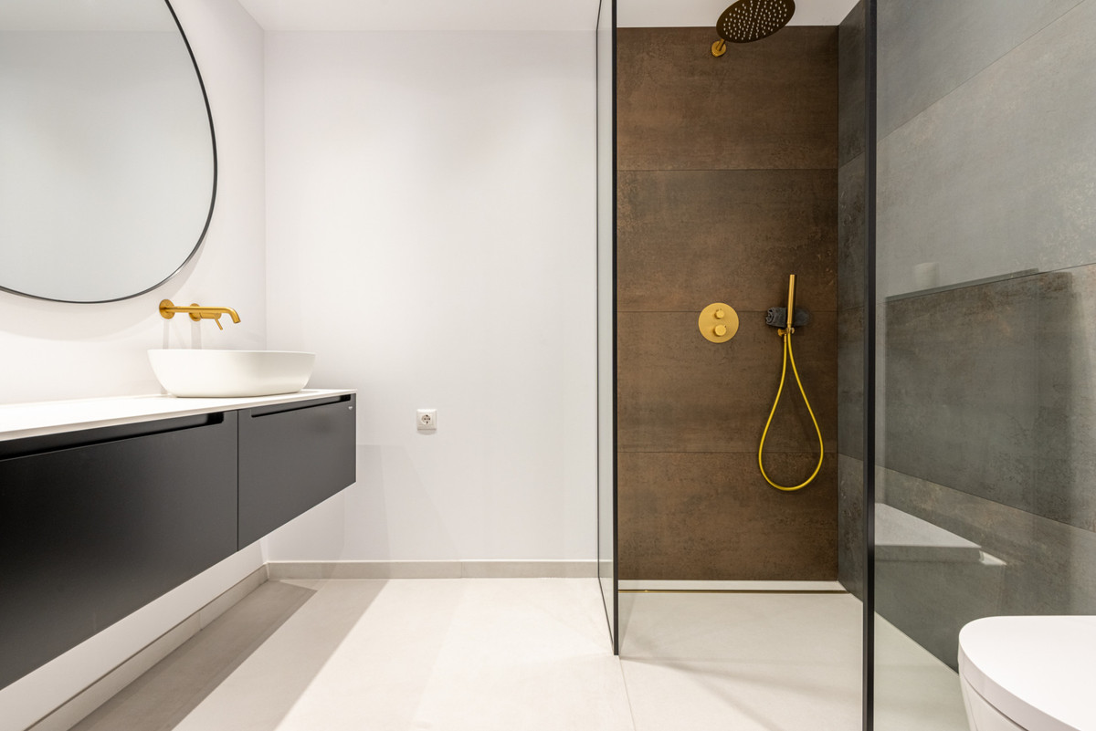 Apartamentos de 3 dormitorios en venta en La Quinta – R5155720