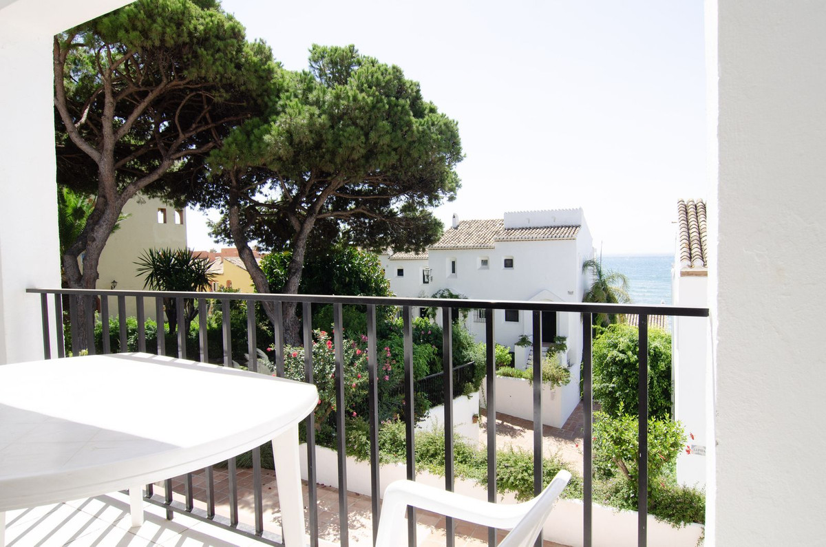 2 bedroom Apartments for sale in Calahonda – R5118955