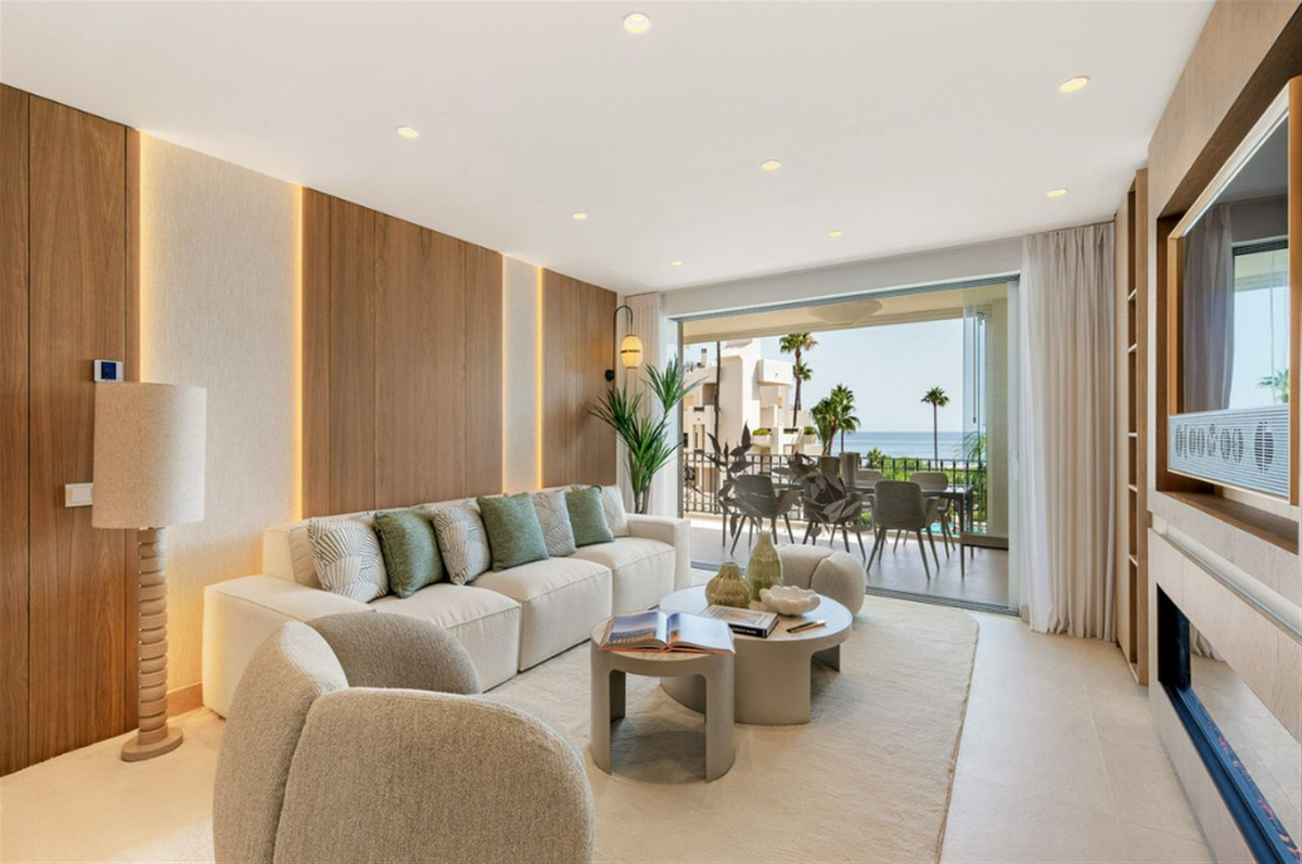 Apartamentos de 3 dormitorios en venta en Nueva Milla de Oro – R5007910
