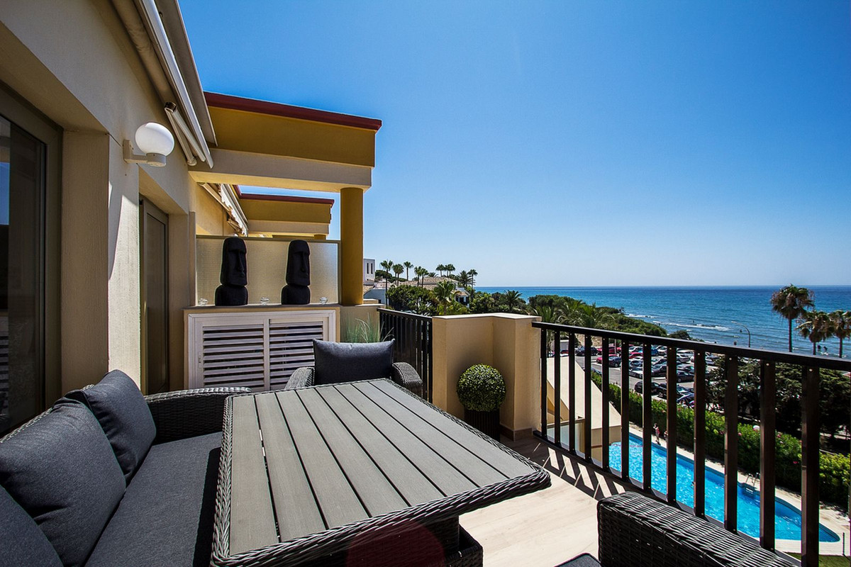 3 bedroom Penthouses for sale in Elviria – R5150737