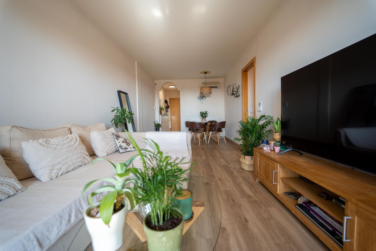 3 bedroom Apartments for sale in La Cala de Mijas – R5144026