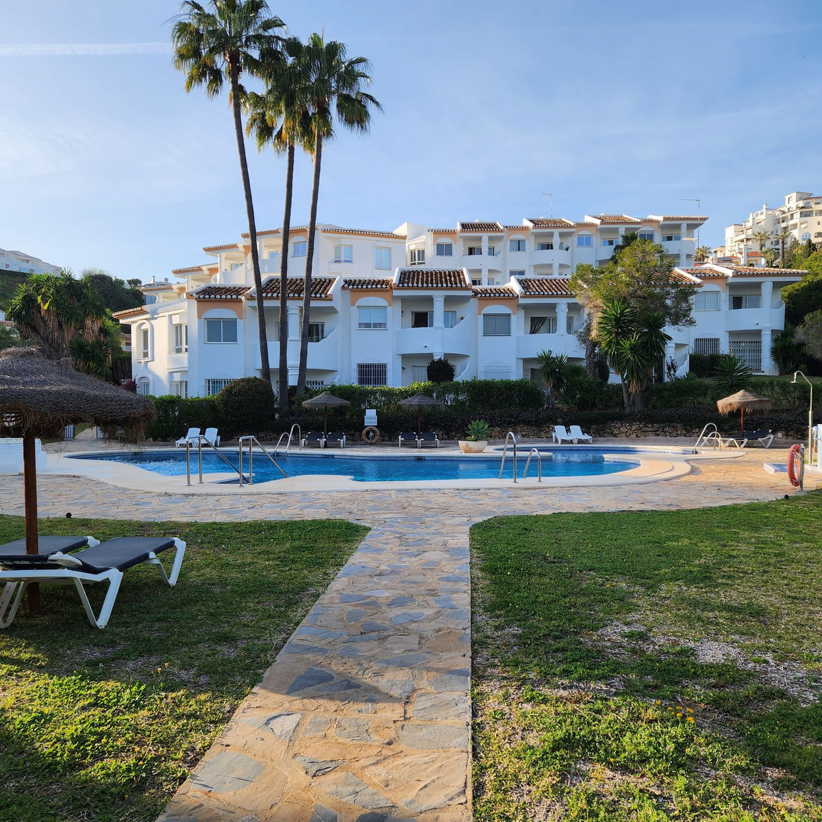 2 bedroom Apartments for sale in Calahonda – R5168875