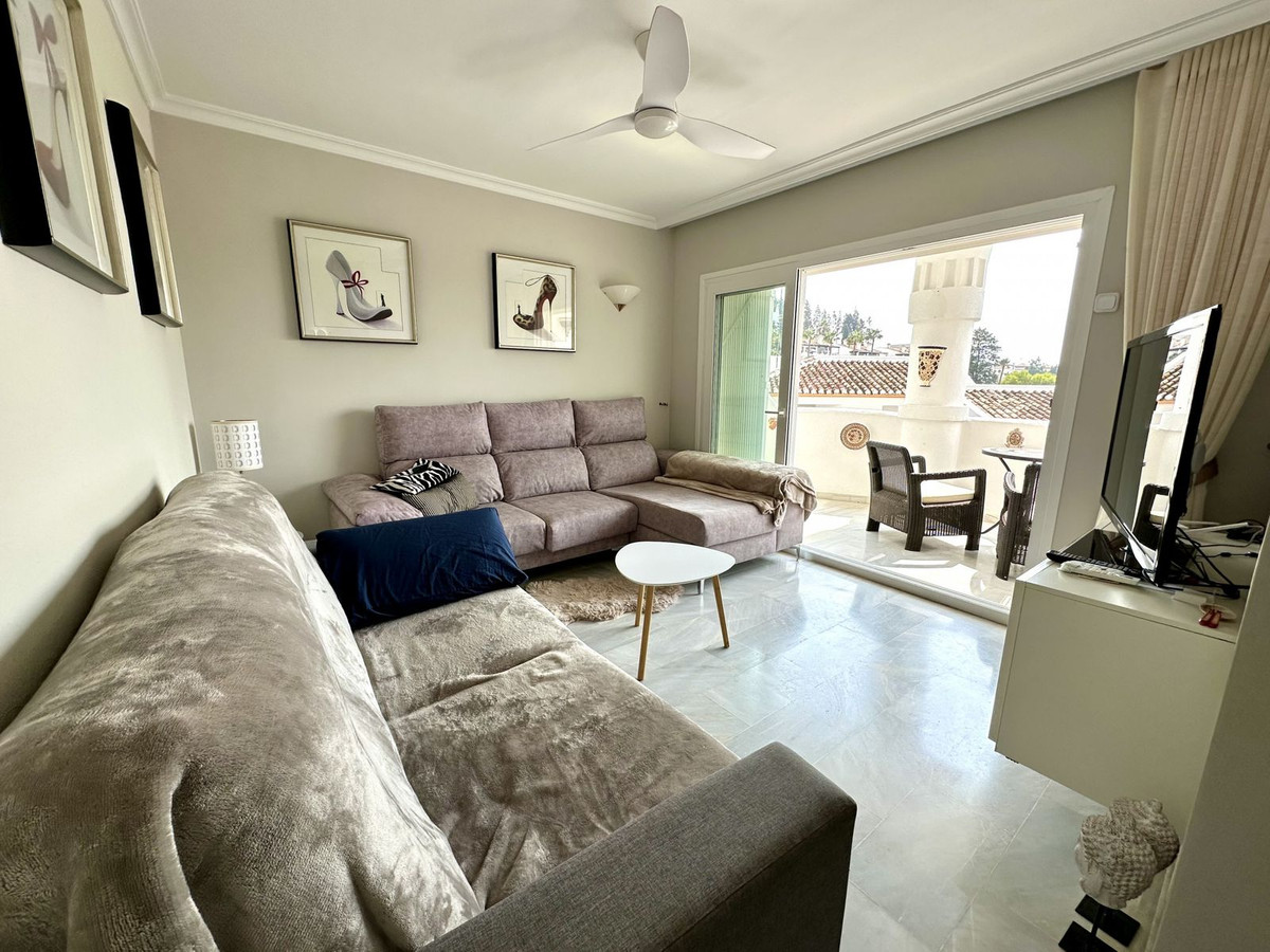 2 bedroom Apartments for sale in Calahonda – R5168875