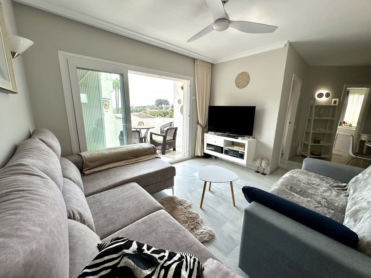 2 bedroom Apartments for sale in Calahonda – R5168875