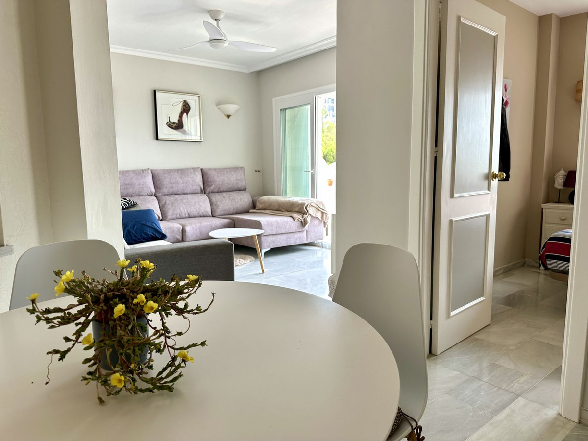 2 bedroom Apartments for sale in Calahonda – R5168875