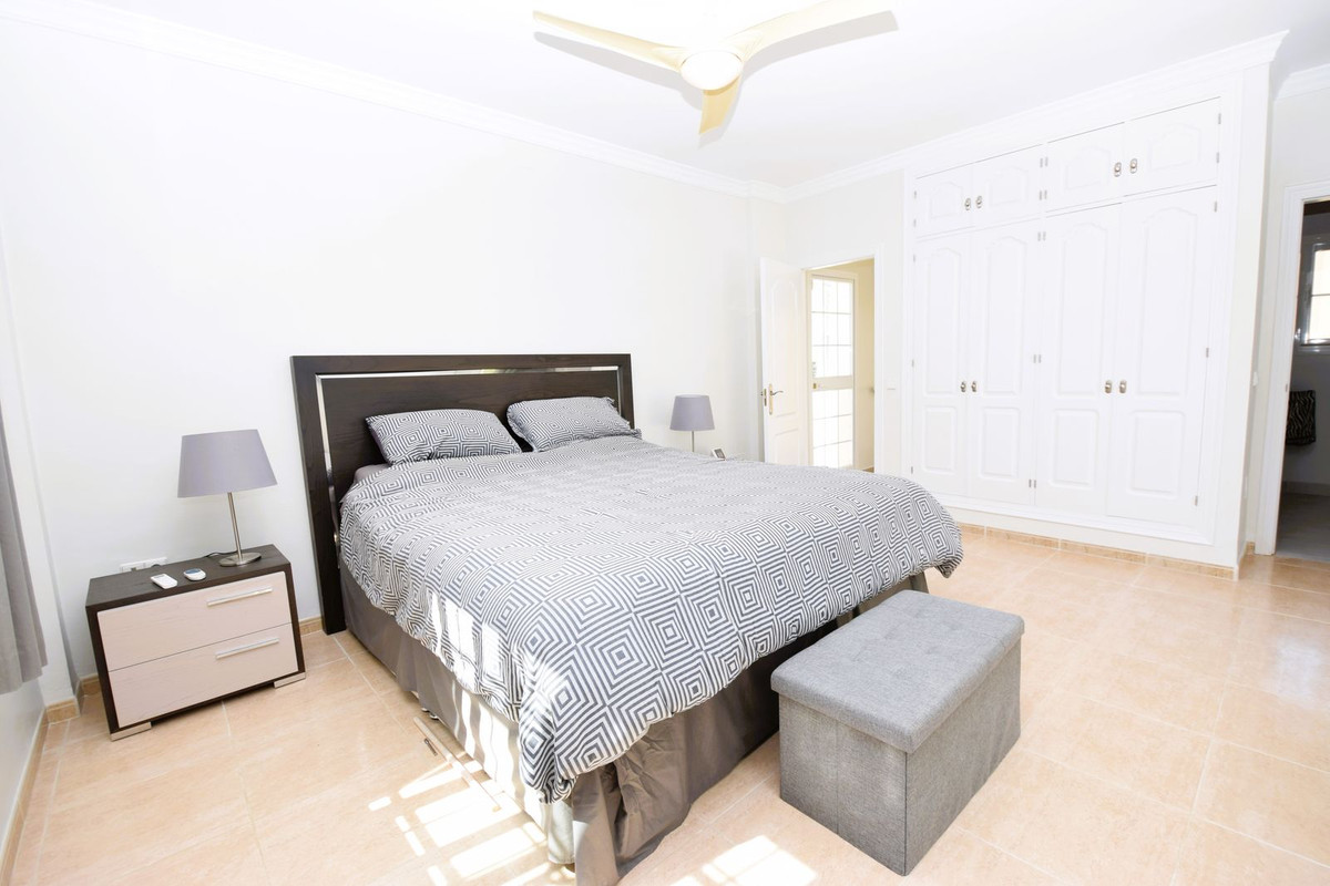 3 bedroom Villas for sale in La Cala de Mijas – R5158207