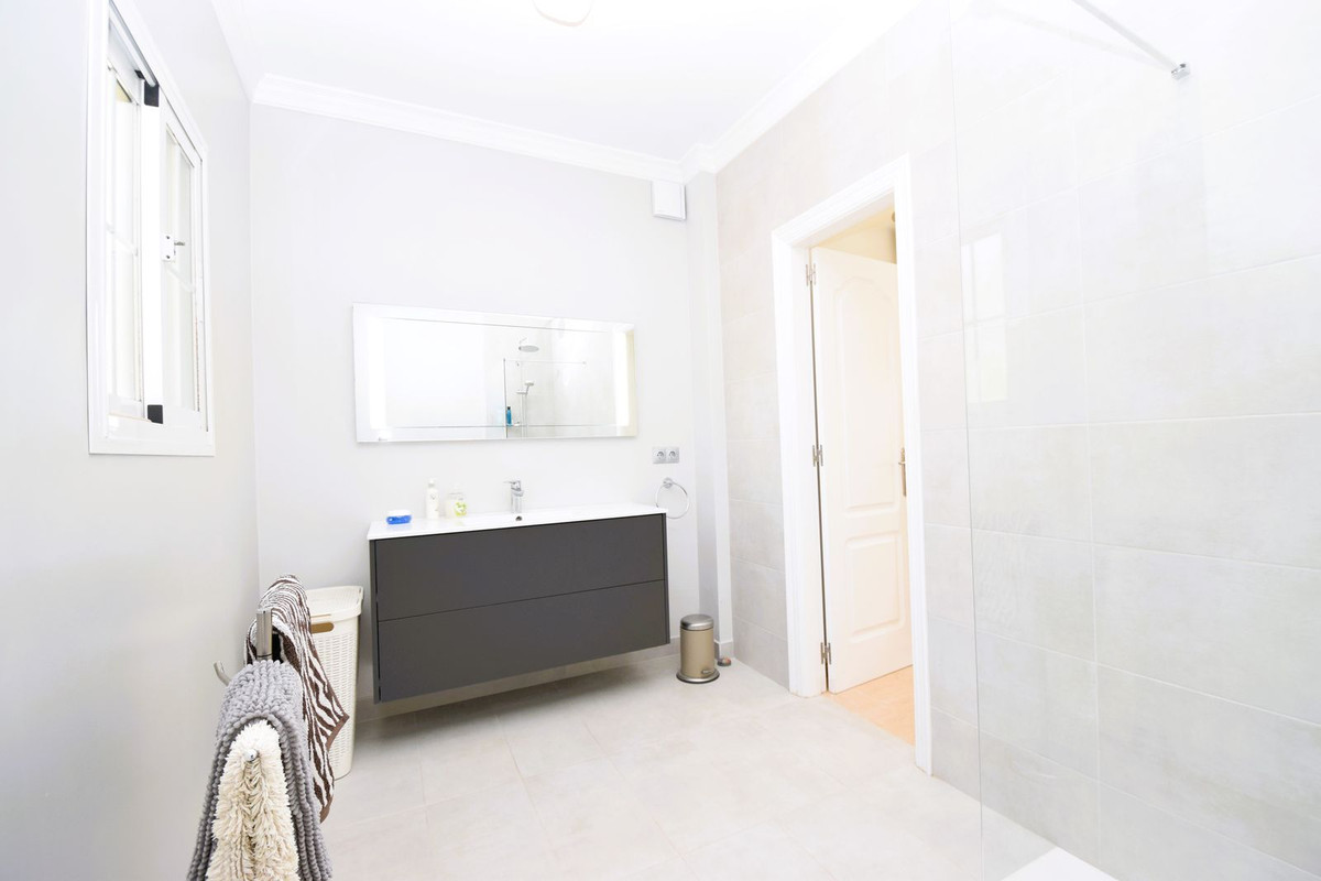 3 bedroom Villas for sale in La Cala de Mijas – R5158207