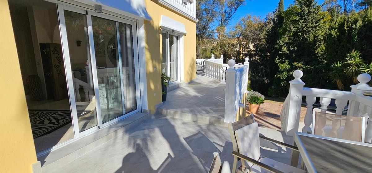 3 bedroom Villas for sale in Calahonda – R5164276