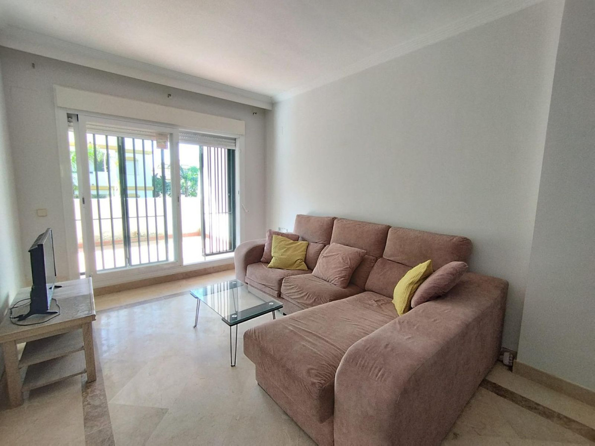 2 bedroom Apartments for sale in La Cala de Mijas – R5155915