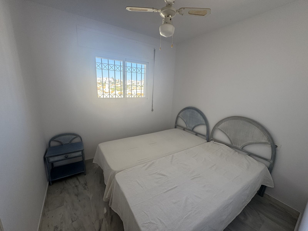 Apartamentos de 2 dormitorios en venta en Calahonda – R5160382