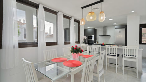 3 bedroom Villas for sale in Riviera del Sol – R5161681