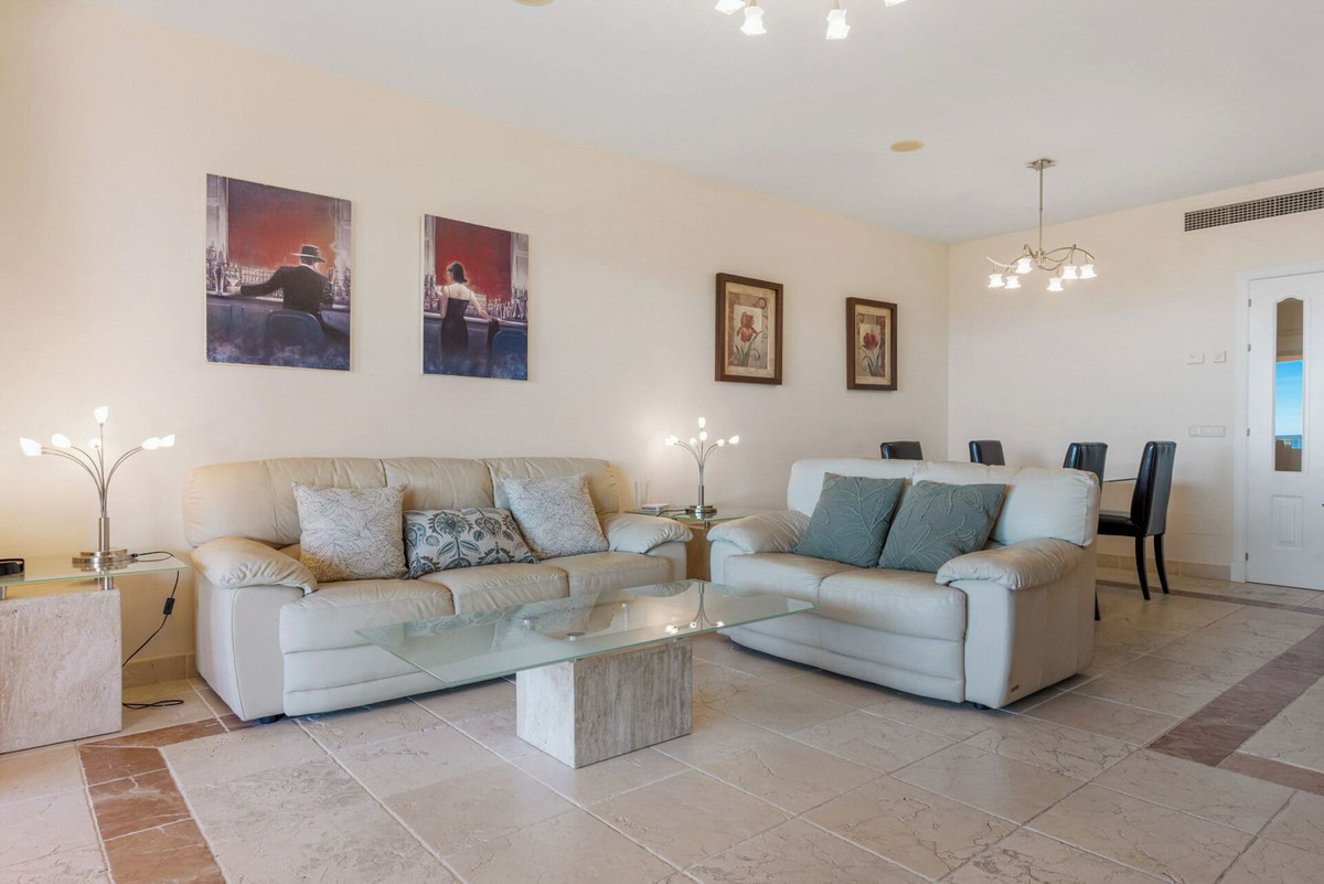 2 bedroom Apartments for sale in Los Flamingos – R5161420