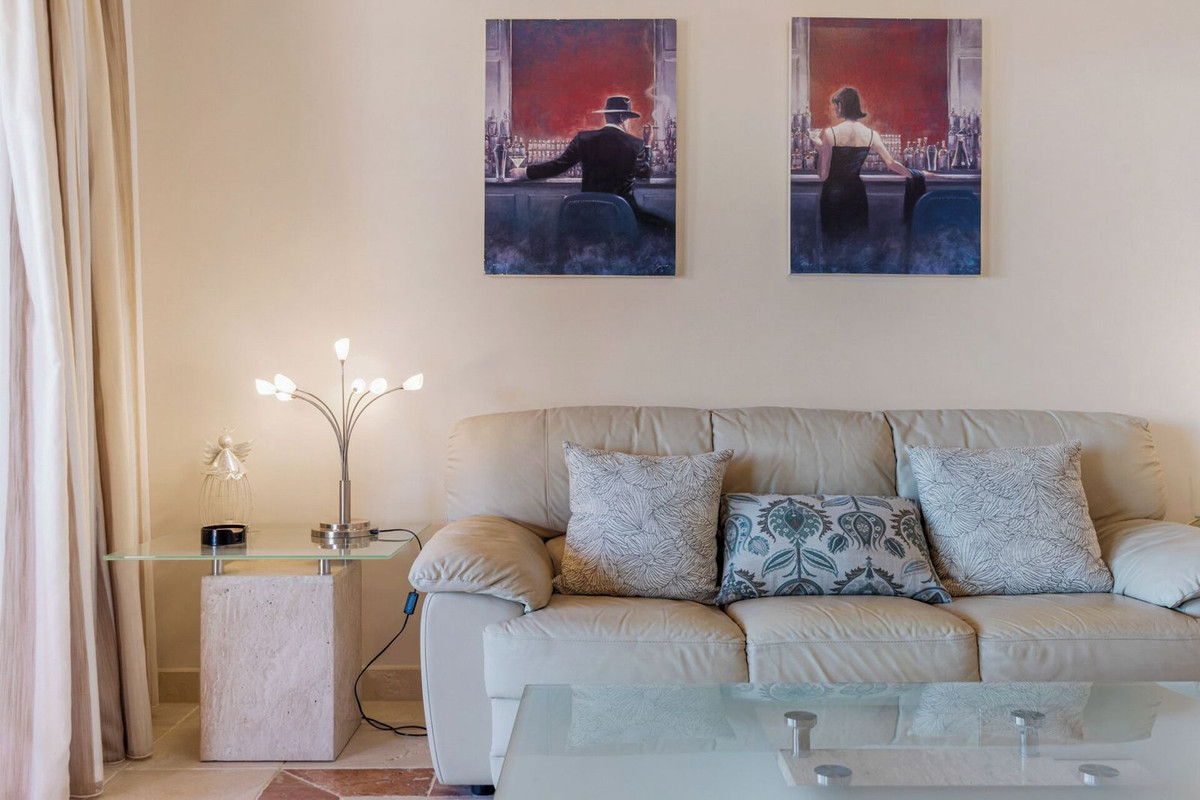 2 bedroom Apartments for sale in Los Flamingos – R5161420