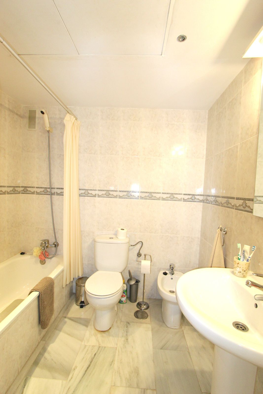 2 bedroom Apartments for sale in Miraflores – R5166964