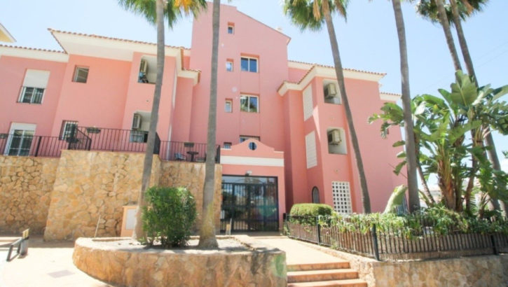 Apartamentos de 3 dormitorios en venta en Miraflores – R5150083 en 