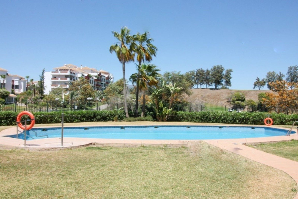 Apartamentos de 3 dormitorios en venta en Miraflores – R5150083
