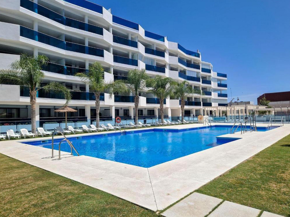Apartamentos de 3 dormitorios en venta en Mijas – R5165038