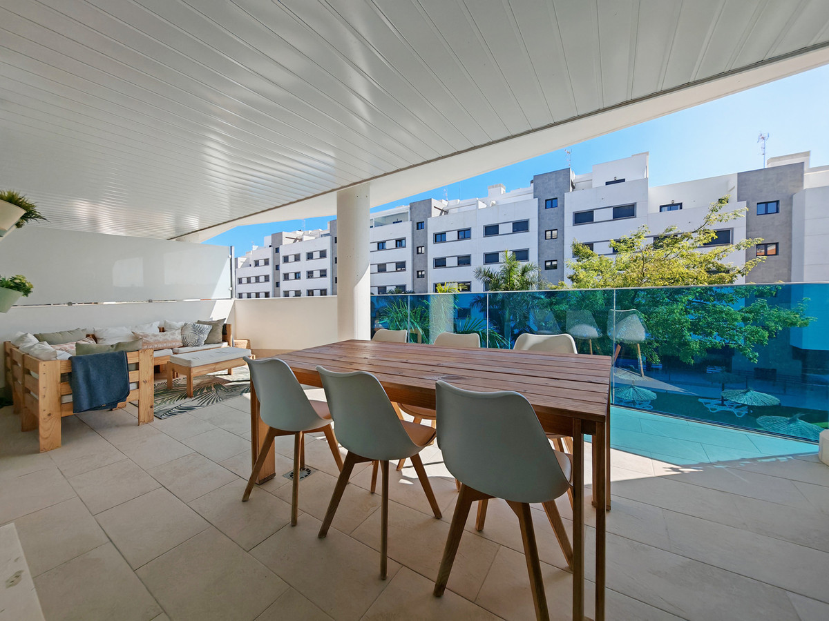Apartamentos de 3 dormitorios en venta en Mijas – R5165038
