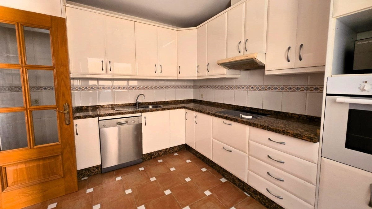 Adosados de 4 dormitorios en venta en La Cala de Mijas – R5167348